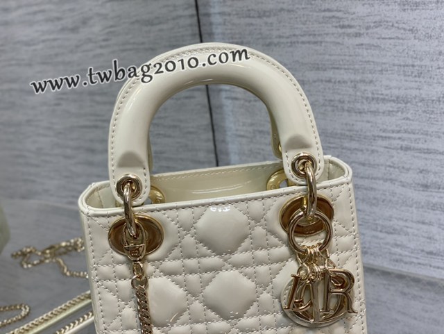 Dior专柜新款Lady女包迪奥顶级原单三格白色漆皮金扣Classic Lady戴妃包 djfk1210
